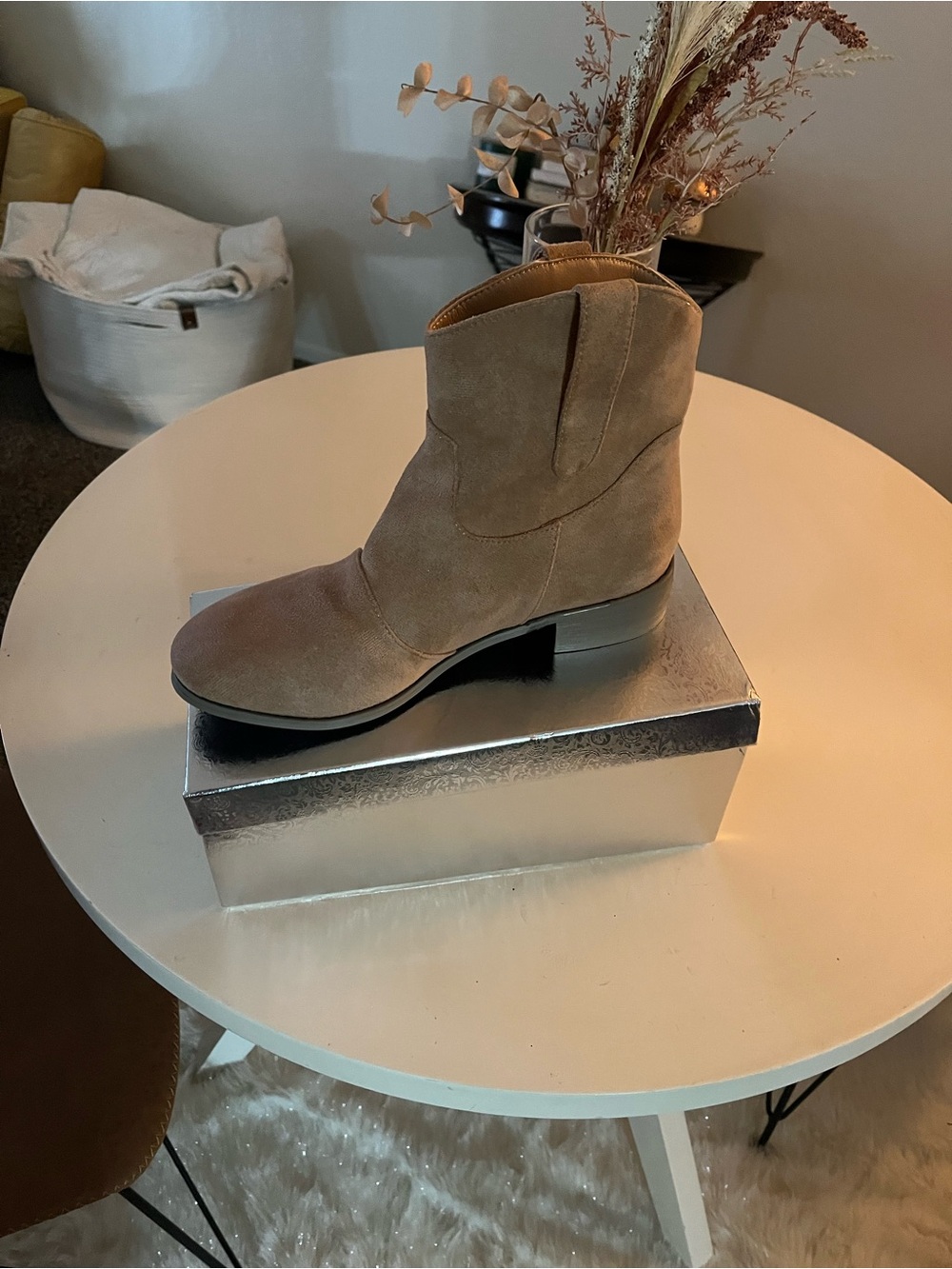 Women's Suede Casual Ankle Booties in Tan